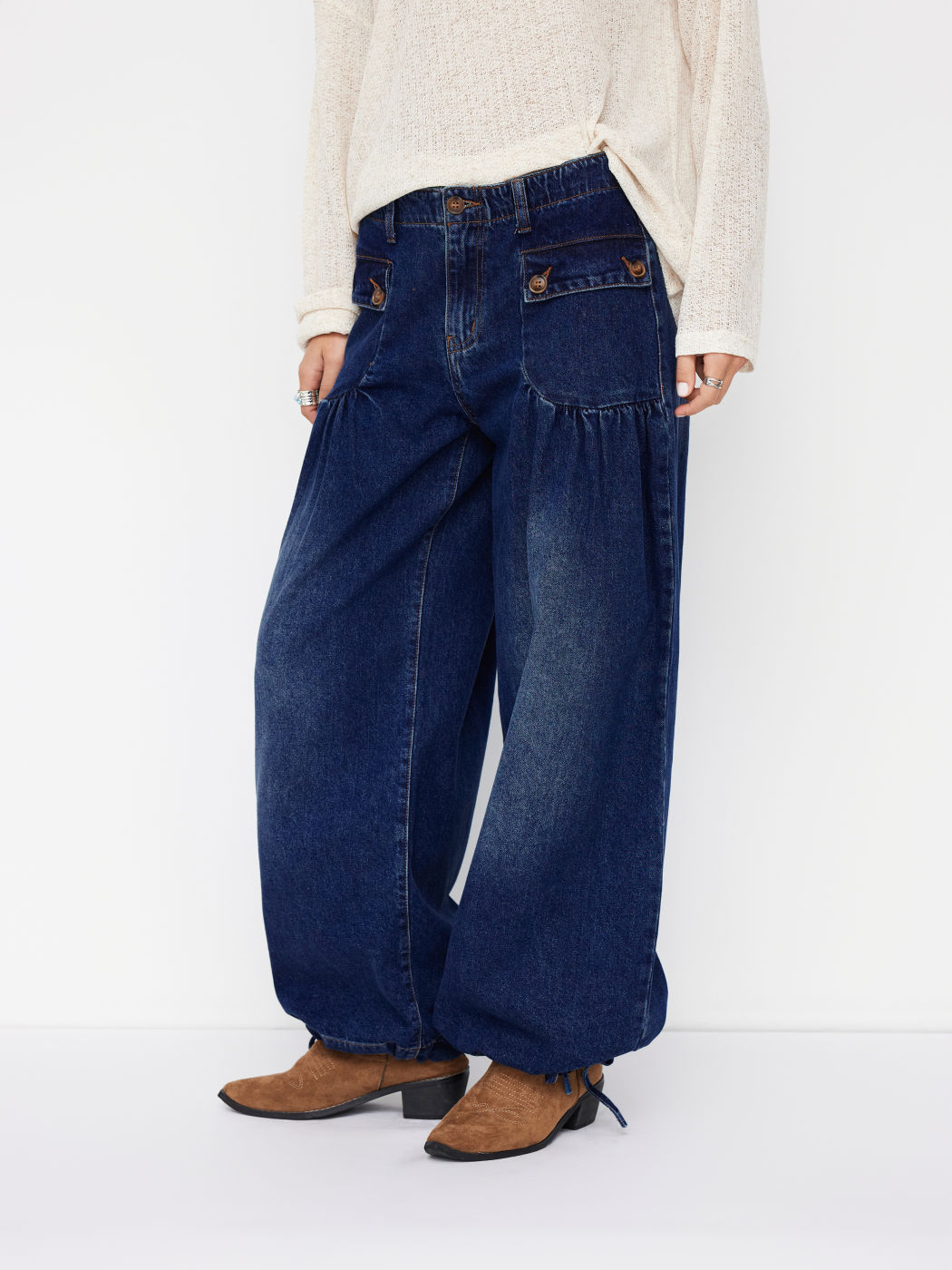 Casual Low-Rise Pleated Denim Jogger Pants